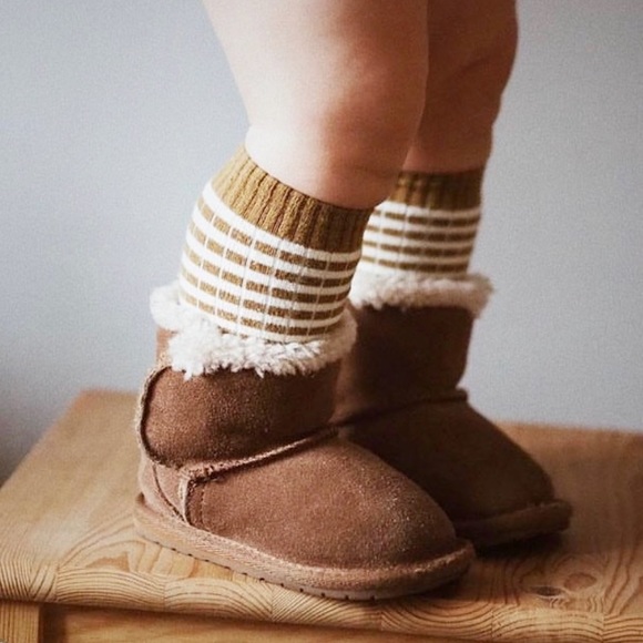 EMU Australia Infant Booties - Picture 1 of 1